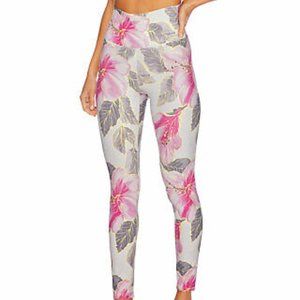 Beach Riot Golden Hibiscus Legging 🌺